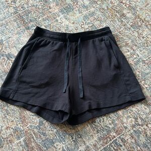 Women’s Lou and Grey Signature Soft shorts